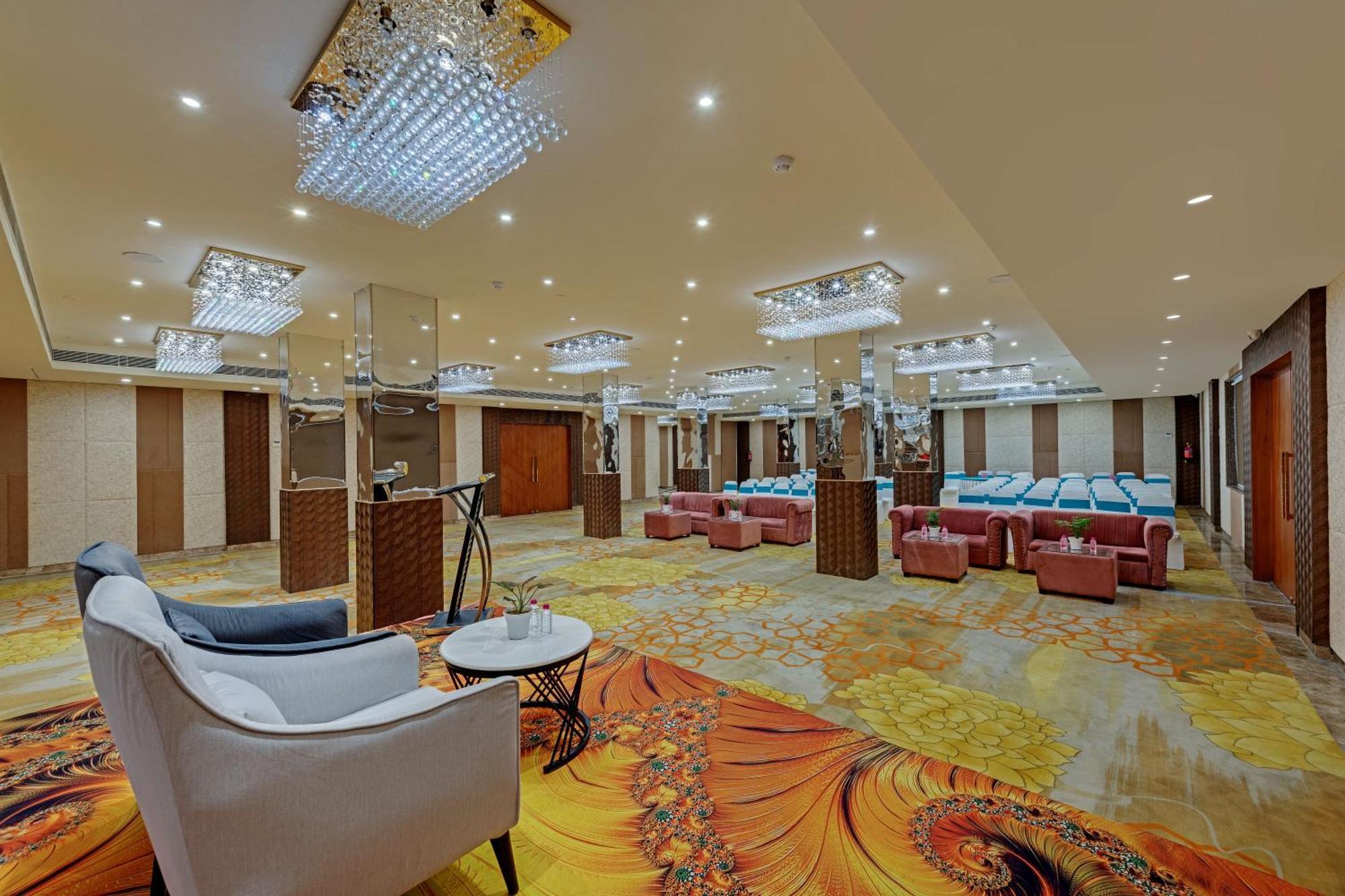 Click Collection Grand Gateway 4*